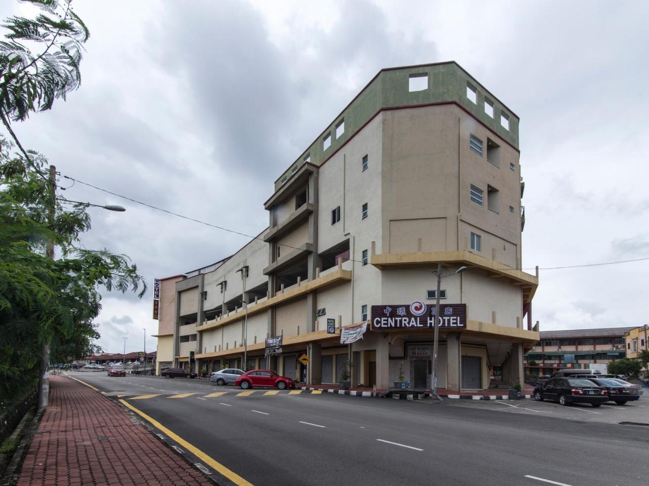 OYO 529 Central Hotel Bahau Exterior foto
